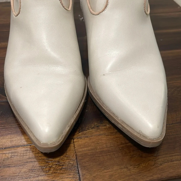 Universal Thread Cream Beige Western Rodeo Cowboy Cowgirl Pointy Boots Booties 6 - Picture 4 of 16